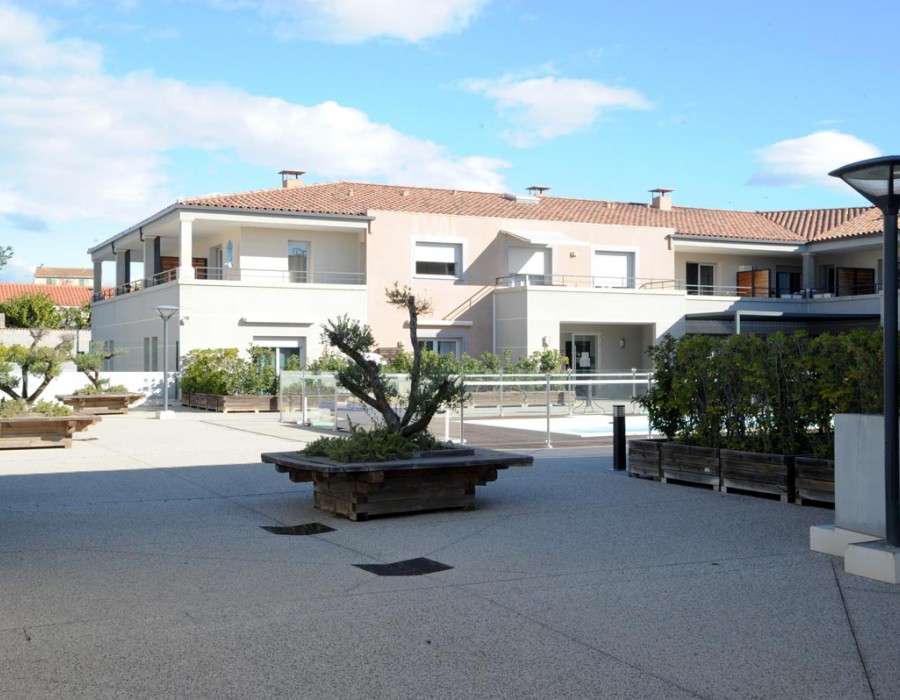 location seniors poussan occitalia